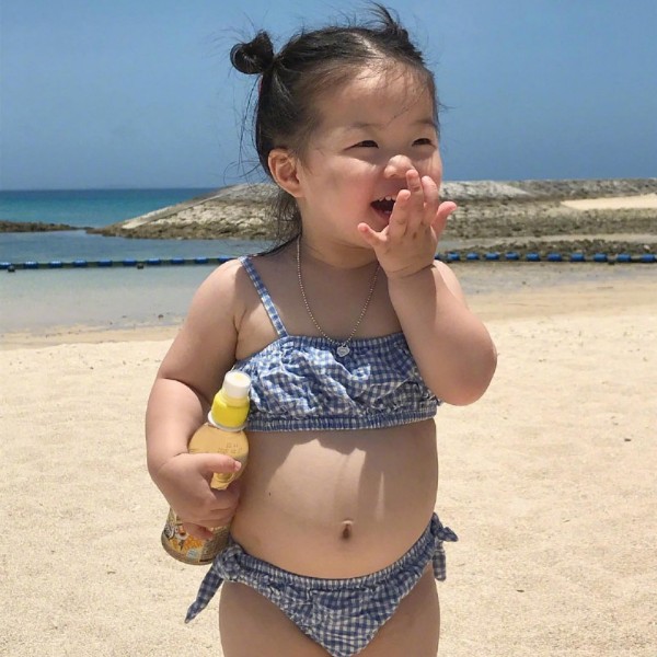 河边一朵黄花草